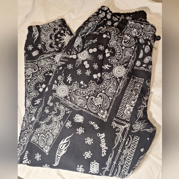 Forever 21 Hotwheels Jogger - Picture 2 of 3